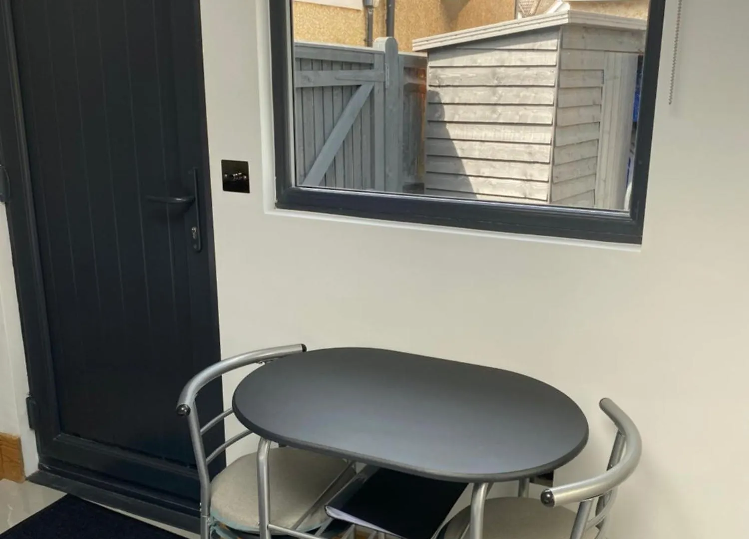 Contemporary Garden Studio In Brighton! 0*, Брайтонн